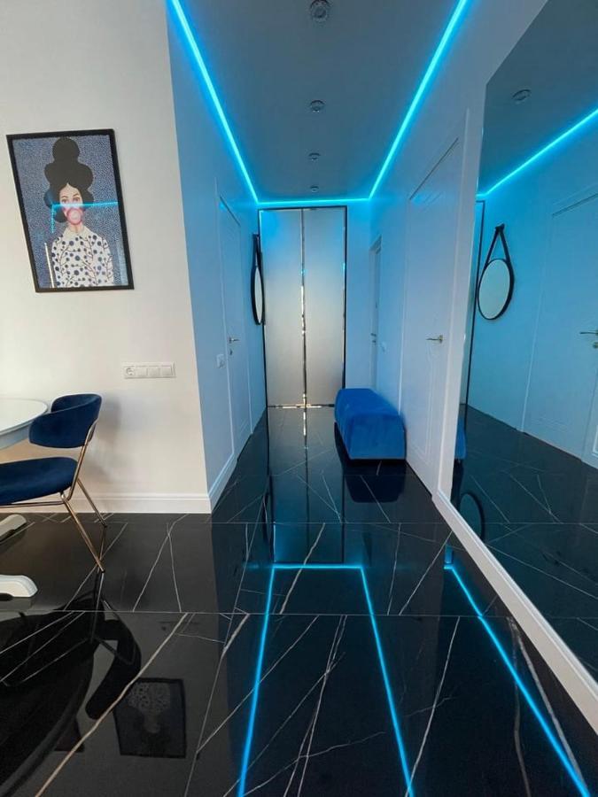 1 Room 65M2 Center Of Obolon Near River Side. Kyiv Exterior photo